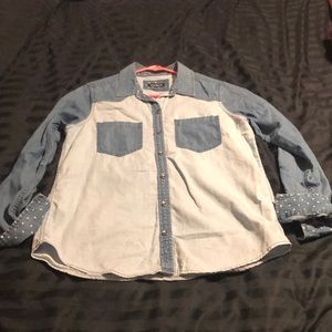Two toned denim shirt! Great used condition.